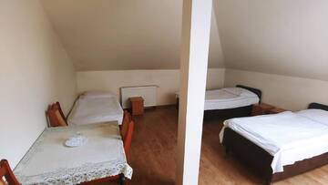 Фото номера Трехместный номер эконом-класса Отель Hotel E7 г. Радом 3