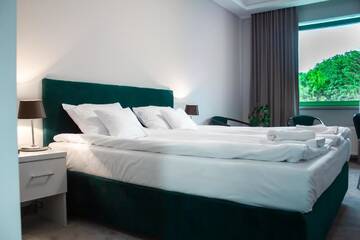 Фото номера Улучшенный двухместный номер с 1 кроватью Отель Hotel Promenada Biznes &amp; Wypoczynek г. Радом 2